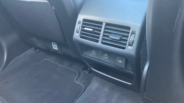 Land Rover Discovery Sport 2.0 D200 Dynamic HSE 5dr Auto [5 Seat] Diesel Station Wagon